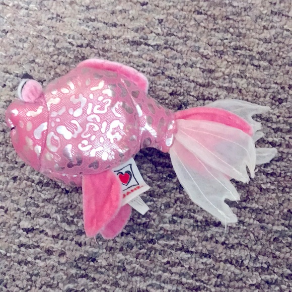 Lil’ Kinz Pink Glitter Fish - Picture 2 of 6